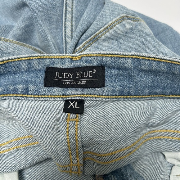Judy‎ Blue Hi-Rise Mid Length Light Wash Denim Jean Shorts Size XL Style #15220 - Picture 2 of 5